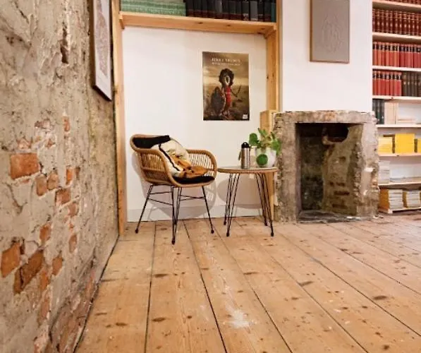 Bookstor Atelier 3* Χάγη