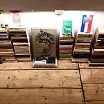 Bookstor Atelier Guest house