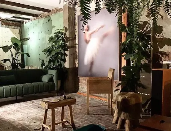 Bookstor Atelier Pensión La Haya