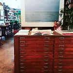 Bookstor Atelier Pensionat 3*