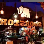 Bookstor Atelier 3* Haag